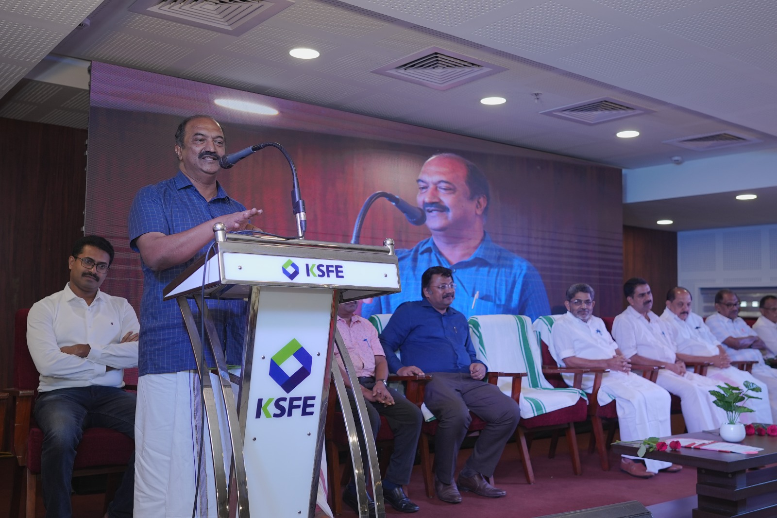 കെ.എസ്.എഫ്.ഇ ഡയമണ്ട് ചിട്ടികൾ & ഡയമണ്ട് ചിട്ടികൾ 2.0 ചിട്ടിപദ്ധതികളുടെ സംസ്ഥാനതല മെഗാ സമ്മാനദാനം